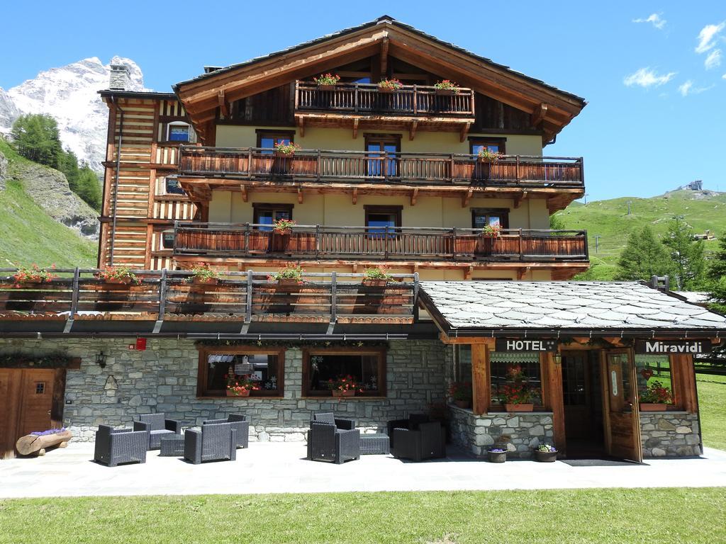 Hotel Miravidi A Cervinia 3*
